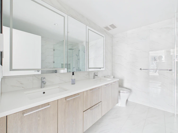 1601-6398 Silver Avenue, Burnaby, BC, V5H 0K7 - 17