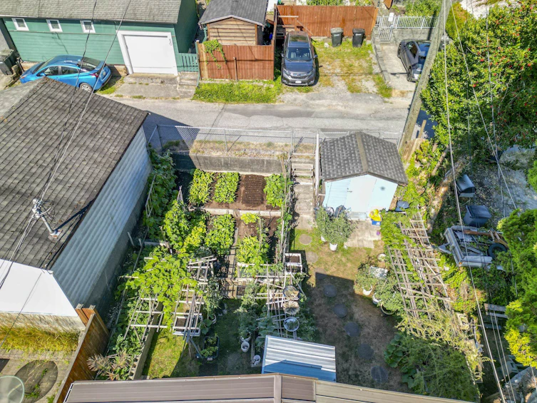 45 N Stratford Avenue, Burnaby, BC, V5B 1L1 - 26