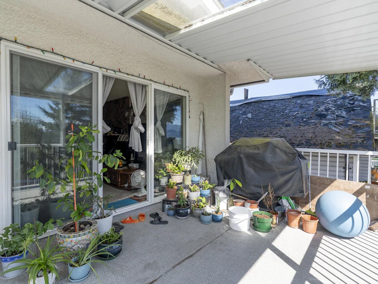 45 N Stratford Avenue, Burnaby, BC, V5B 1L1 - 13