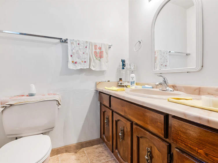 45 N Stratford Avenue, Burnaby, BC, V5B 1L1 - 22