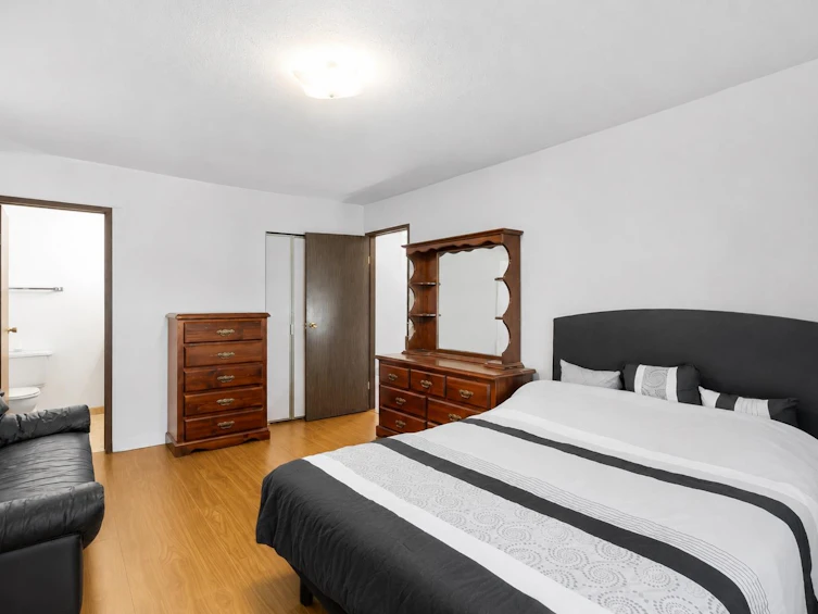 45 N Stratford Avenue, Burnaby, BC, V5B 1L1 - 21