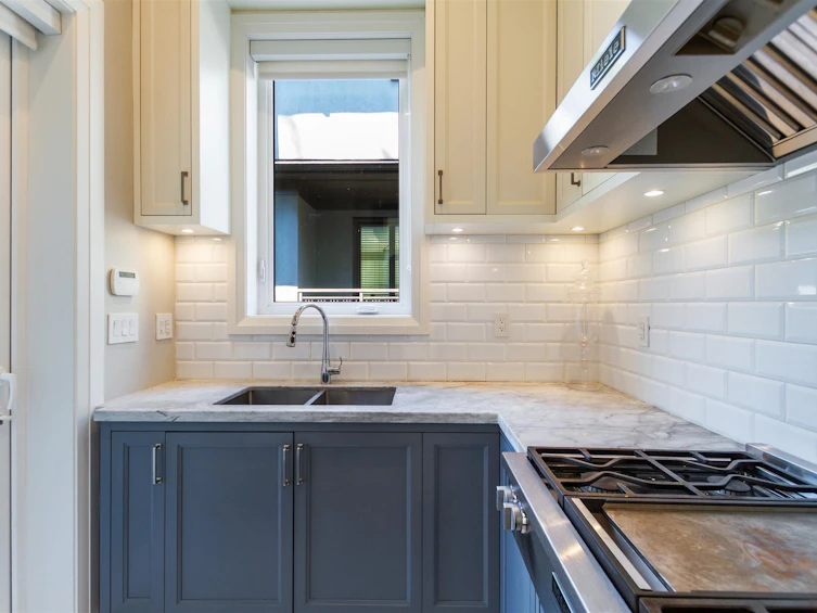 3708 W 35th Avenue, Vancouver, BC, V6N 2N7 - 10