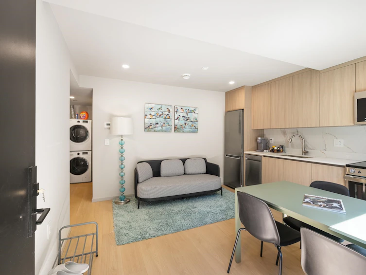 4090 W 31st Avenue, Vancouver, BC, V6S 1Y6 - 33