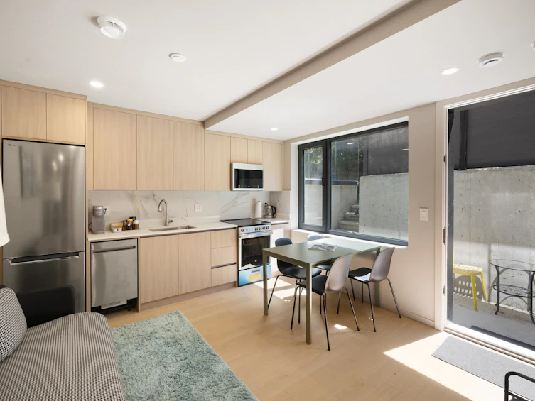 4090 W 31st Avenue, Vancouver, BC, V6S 1Y6 - 32