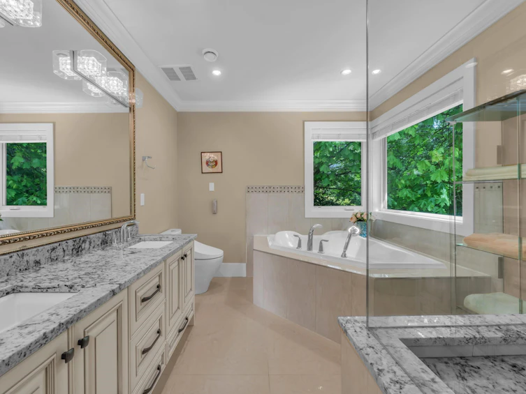 1835 Mathers Avenue, West Vancouver, BC, V7V 2G6 - 24