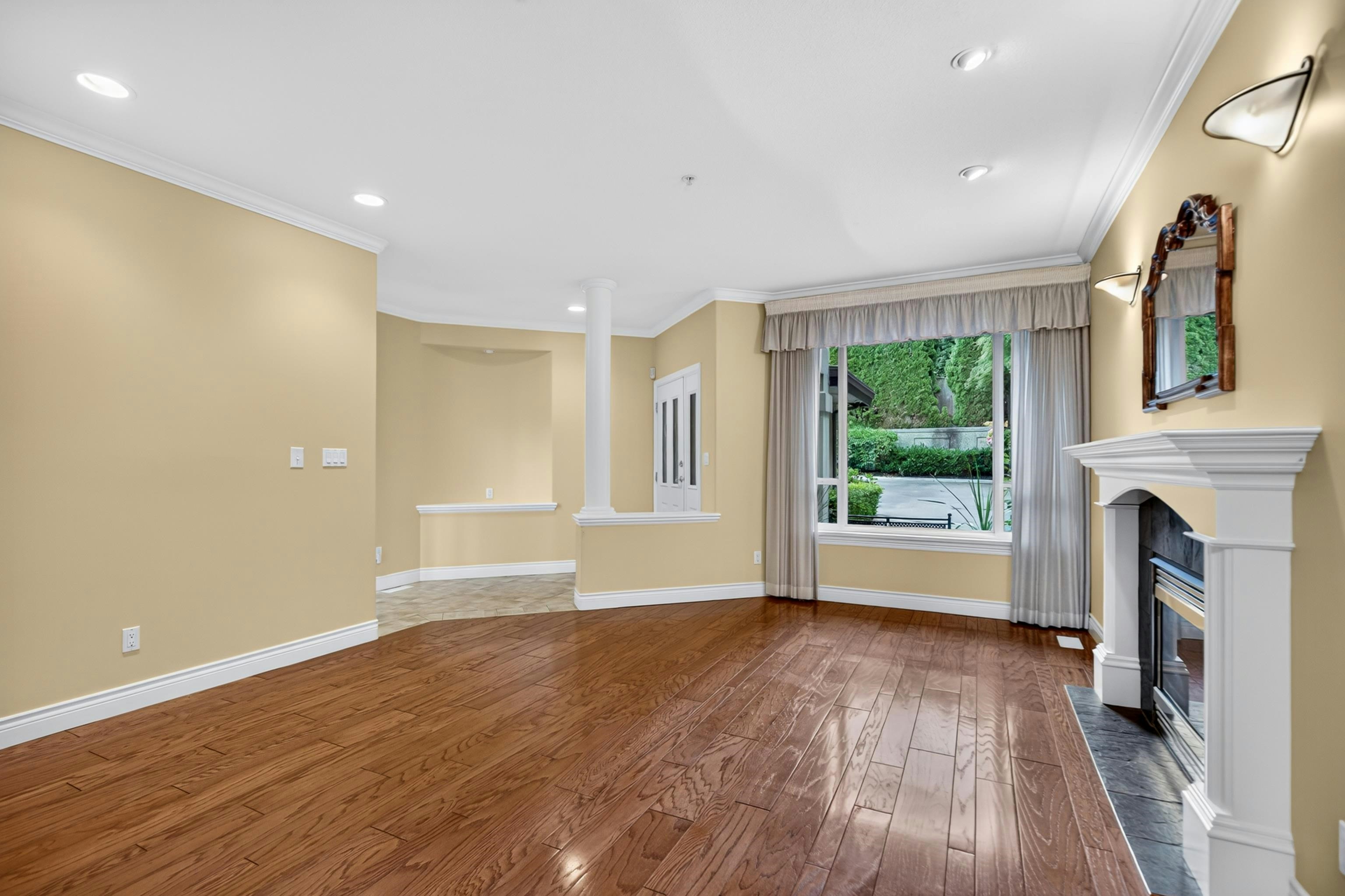 7-688 Citadel Drive, Port Coquitlam, BC, V3C 6M8 - 11