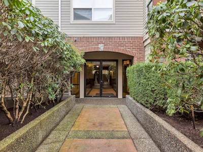 308-20239 Michaud Crescent - 2