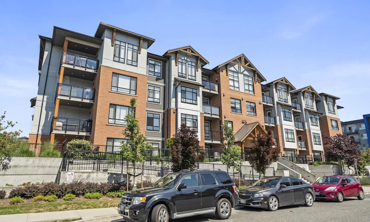 306-19945 Brydon Crescent