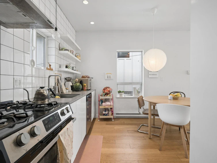 3559 Lakewood Street, Vancouver, BC, V5N 4V7 - 9