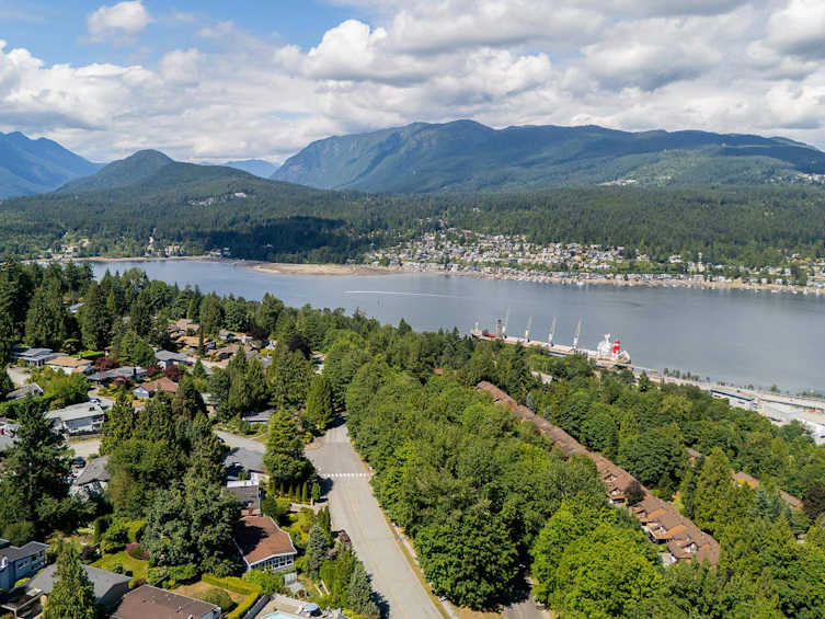 137 College Park Way, Port Moody, BC, V3H 1S5 - 39