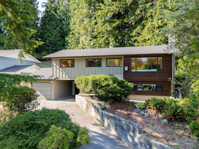 137 College Park Way - 2