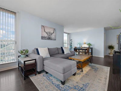 1006-10 Laguna Court - 5