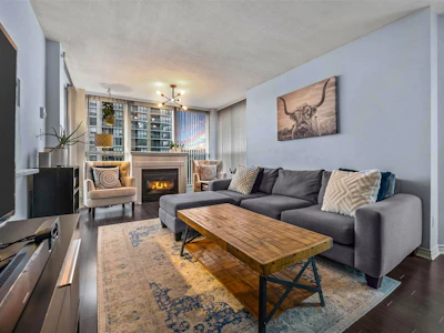 1006-10 Laguna Court - 2