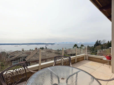 2416 Carr Lane - 2