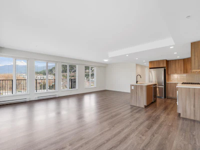 511-1365 Pemberton Avenue - 2