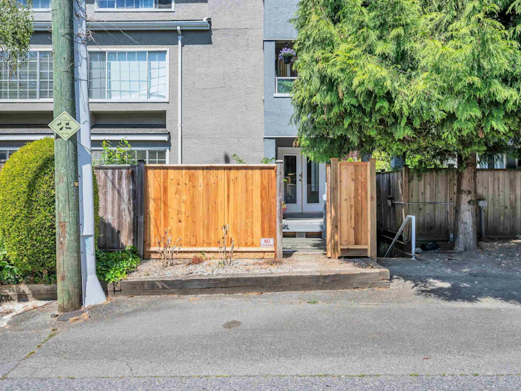 110-125 W 18th Street, North Vancouver, BC, V7M 1W5 - 37