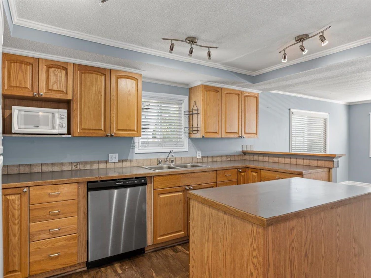 10-45640 Watson Road, Chilliwack, BC, V2R 3P8 - 6