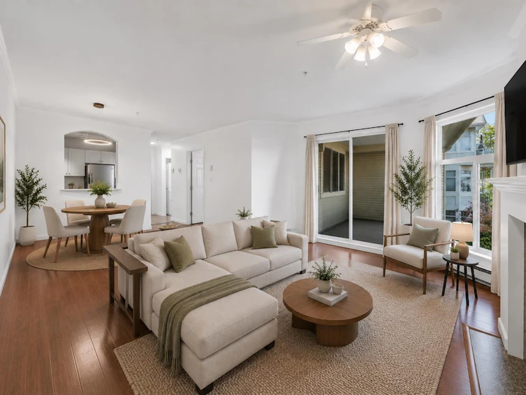 206-3638 Rae Avenue, Vancouver, BC, V5R 2P5