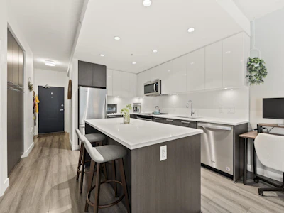 110-2382 Atkins Avenue - 5