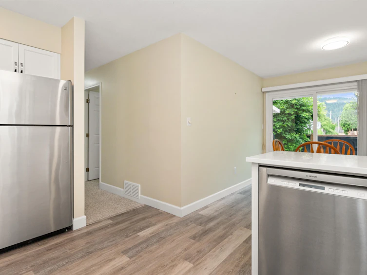 552 Yale Street, Hope, BC, V0X 1L0 - 8