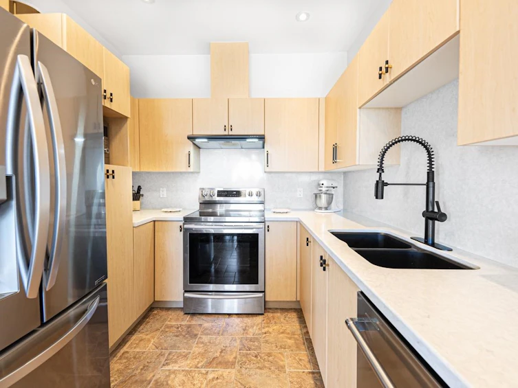 19-1486 Johnson Street, Coquitlam, BC, V3E 3J9 - 11
