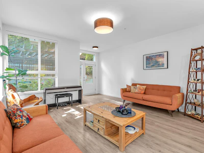 B210-20087 68 Avenue - 4