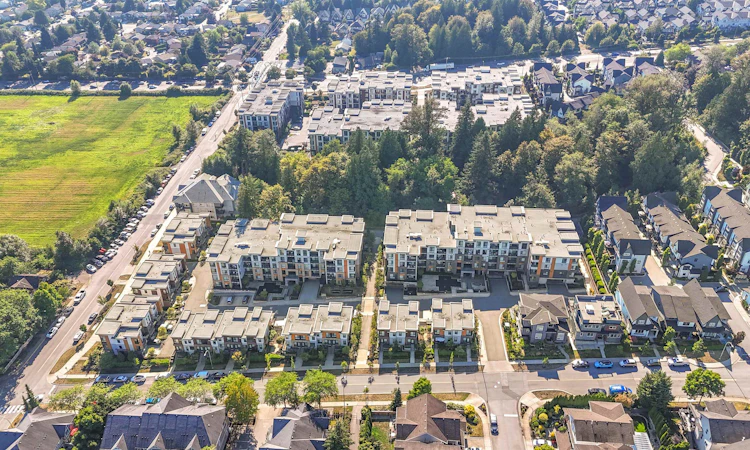 B210-20087 68 Avenue