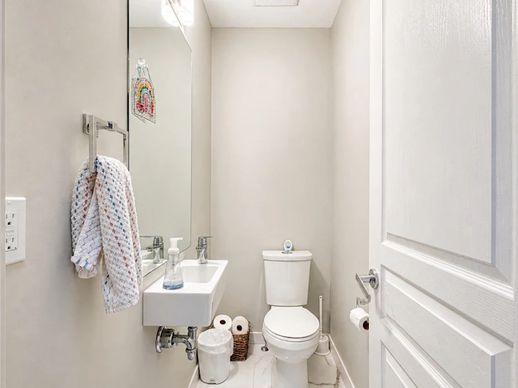 101-5550 Admiral Way, Delta, BC, V4K 0C4 - 16