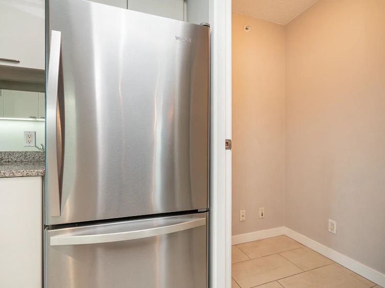 2604-1288 W Georgia Street, Vancouver, BC, V6E 4R3 - 10