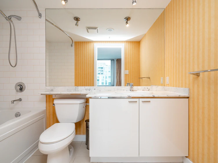 2604-1288 W Georgia Street, Vancouver, BC, V6E 4R3 - 15