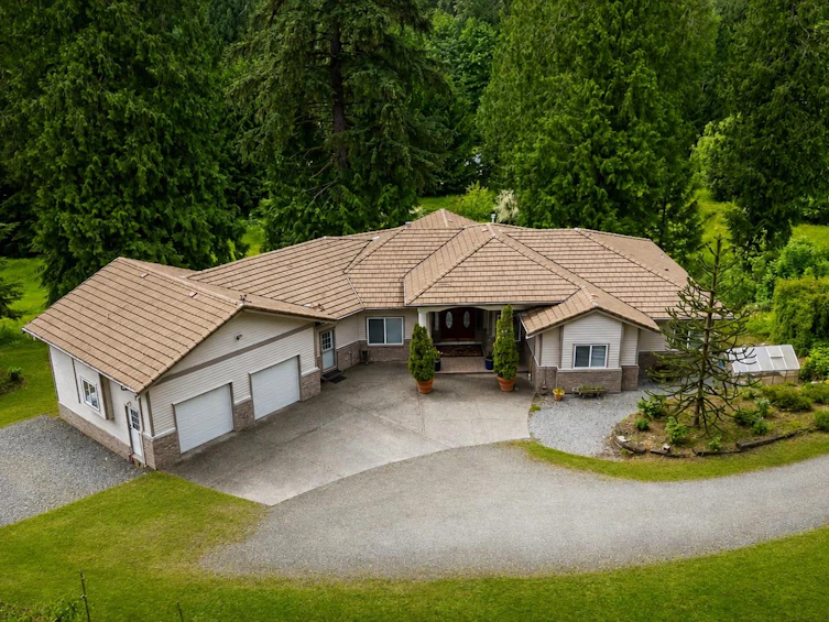 26350 Trethewey Crescent, Maple Ridge, BC, V2W 1A5