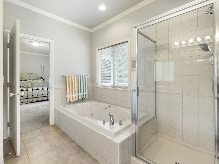 26350 Trethewey Crescent, Maple Ridge, BC, V2W 1A5 - 25