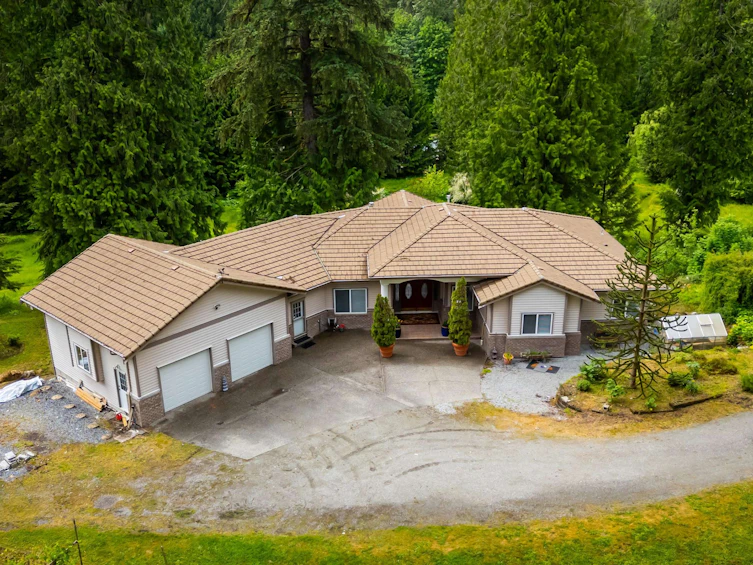 26350 Trethewey Crescent, Maple Ridge, BC, V2W 1A5
