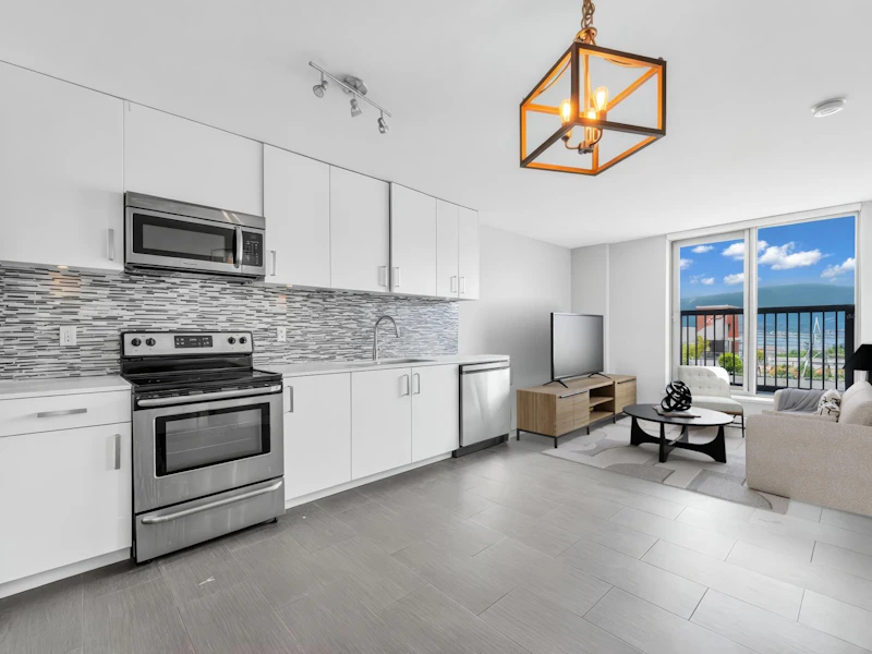 1011 - 66 W Cordova Street, Vancouver BC V6B 0L2