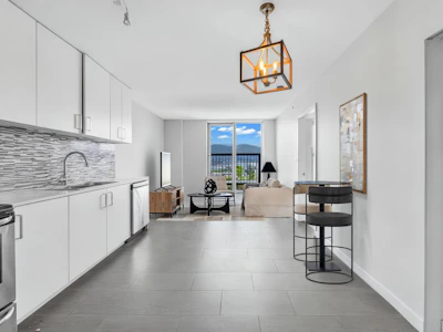 1011-66 W Cordova Street - 2