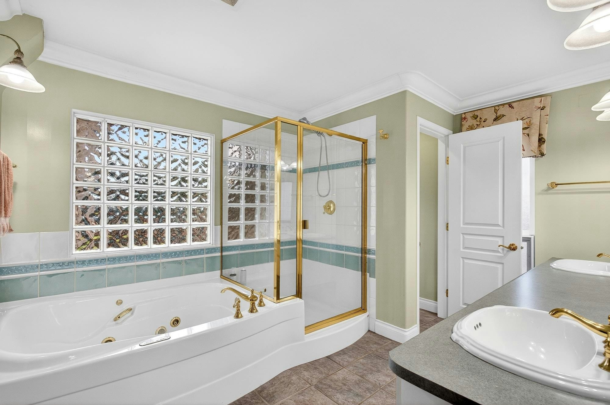 18048 99a Avenue, Surrey, BC, V4N 4V6 - 25