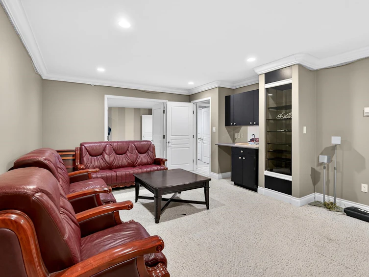 18048 99a Avenue, Surrey, BC, V4N 4V6 - 35