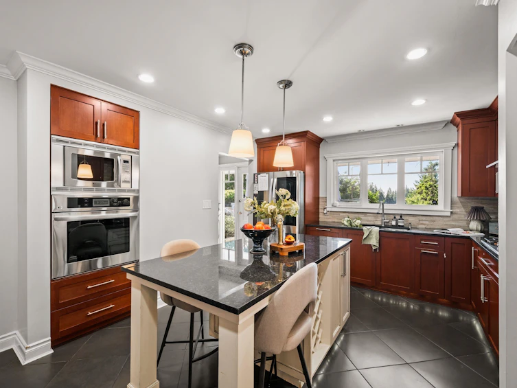 80 Glenmore Drive, West Vancouver, BC, V7S 1A8 - 14