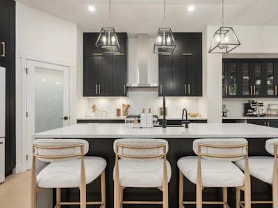 10108 Elderberry Crescent - 4