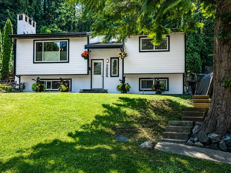 34898 Laburnum Avenue, Abbotsford BC V2S 5J4