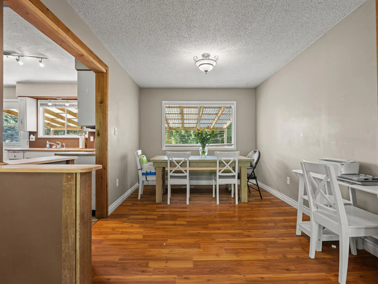 450 Wardle Street, Hope, BC, V0X 1L0 - 7