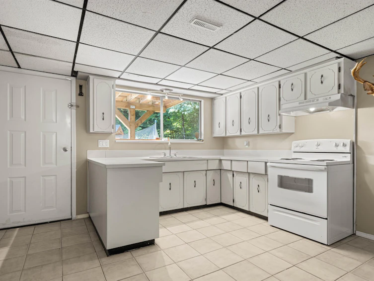 450 Wardle Street, Hope, BC, V0X 1L0 - 21