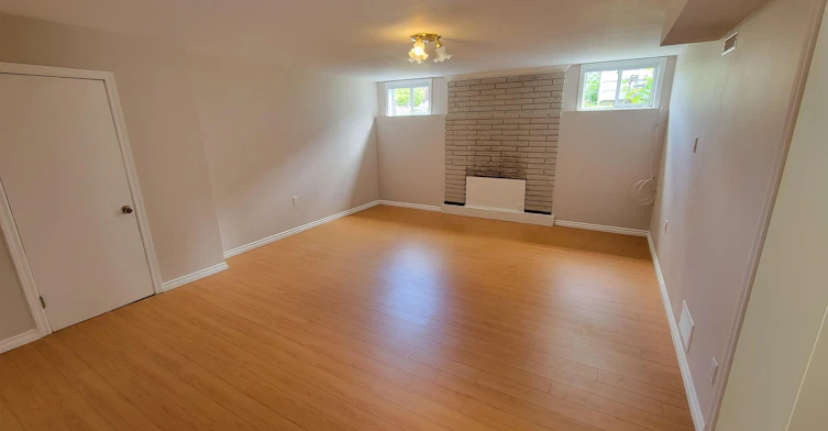 8374 11th Avenue, Burnaby, BC, V3N 2P4 - 13