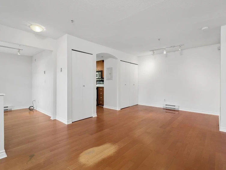 993 Lynn Valley Road, North Vancouver, BC, V7J 1Z6 - 16
