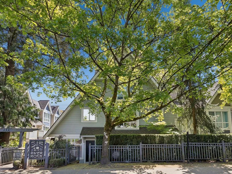 993 Lynn Valley Road, North Vancouver, BC, V7J 1Z6 - 3