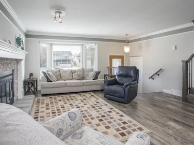 12181 Chestnut Crescent - 4