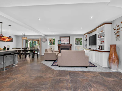 6921 Westview Drive - 5