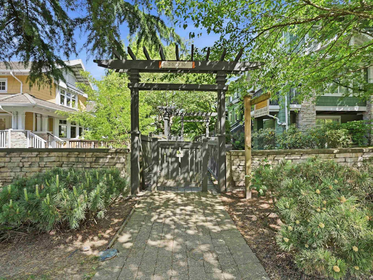 2-15233 34 Avenue, Surrey, BC, V3Z 2T7 - 31