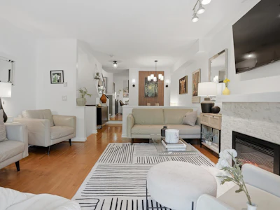 2-15233 34 Avenue - 5