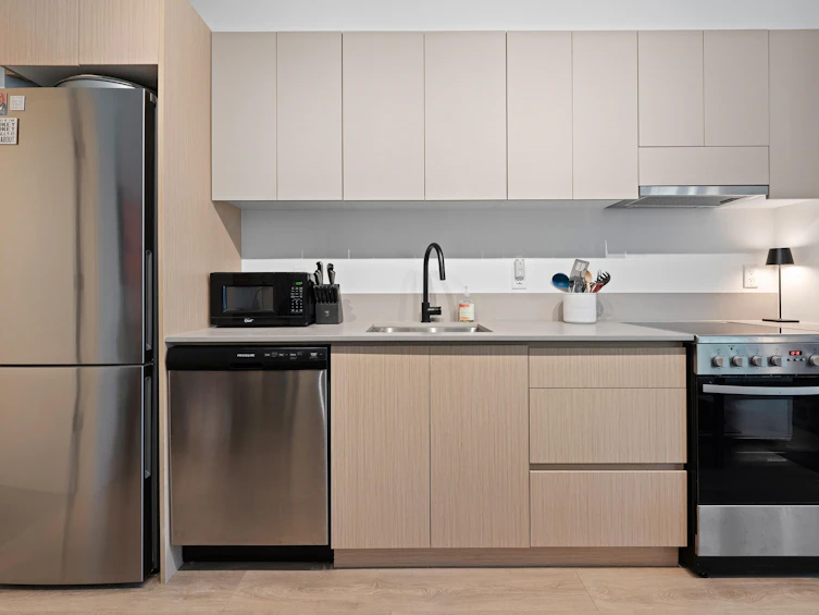 31-528 E 2nd Street, North Vancouver, BC, V7L 0G8 - 32